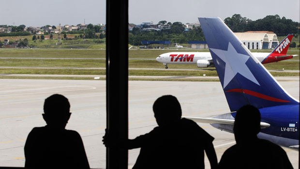 Aviões da TAM e da Lan Chile: nova empresa aérea voará para 23 países