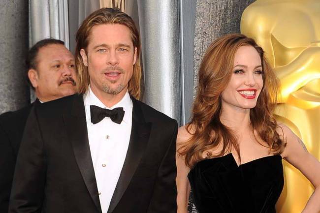 Os atores Brad Pitt e Angelina Jolie no Oscar 2012