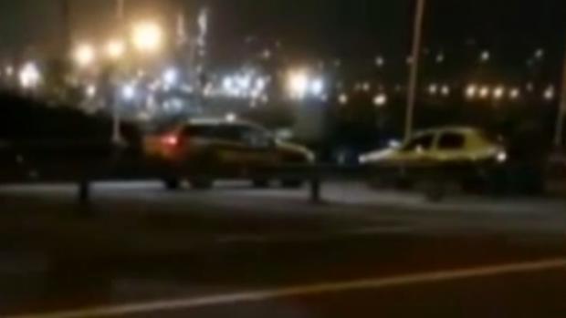 Táxi roubado trafega na contramão da Ponte Rio-Niteroi
