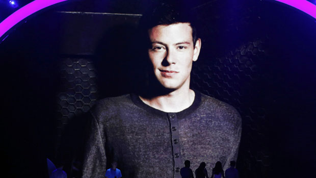 Homenagem a Cory Monteith, do seriado Glee,  durante a premiação do Teen Choice Awards