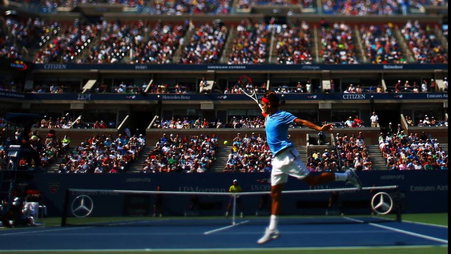 Roger Federer durante partida contra o tenista espanhol Fernando Verdasco pela terceira rodada do US Open 2012