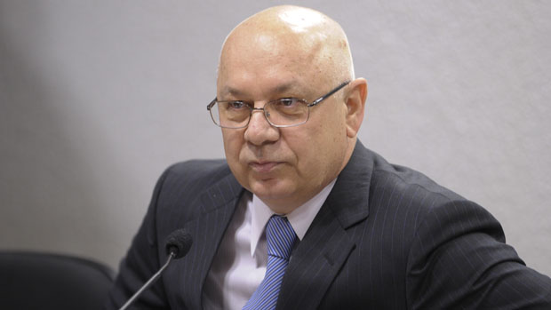 O ministro Teori Zavascki, durante sabatina na Comissão de Constituição e Justiça do Senado