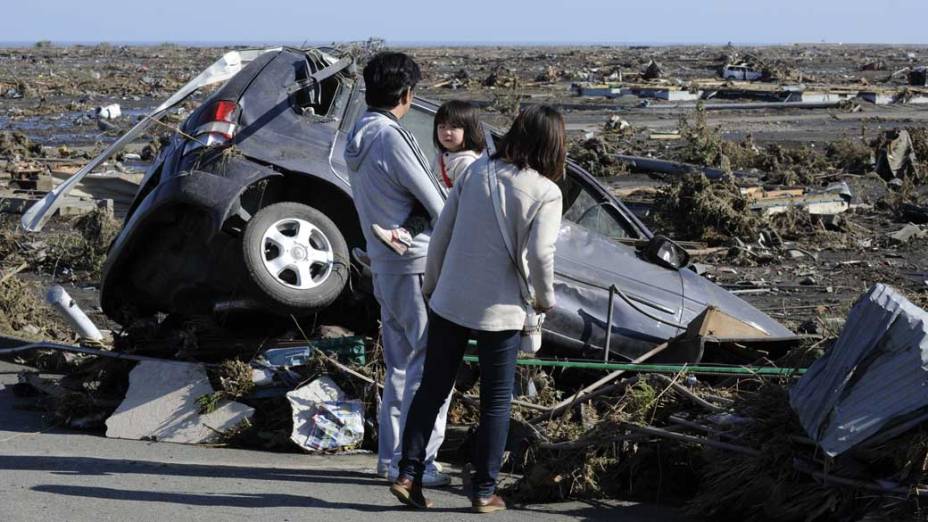 Destruição após tsunami em Minamisoma, Japão