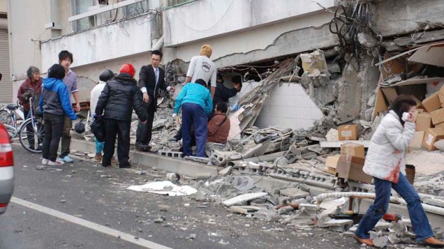 Destruição após terremoto em Iwaki, Fukushima, Japão