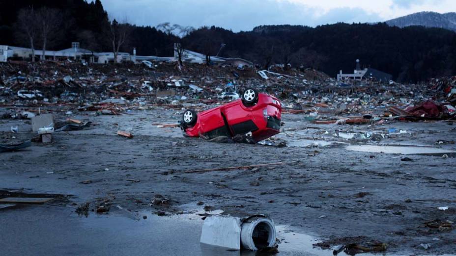 Escombros  em Minamisanriku, Japão