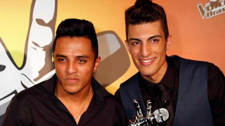 Danilo Reis e Rafael são os vencedores da terceira temporada do The Voice Brasil