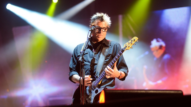 O guitarrista Kevin Noodles, do Offspring, em uma das poucas fotos autorizadas pela banda