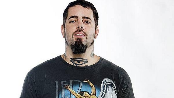 Tico Santa Cruz, 32 anos, vocalista da banda Detonautas
