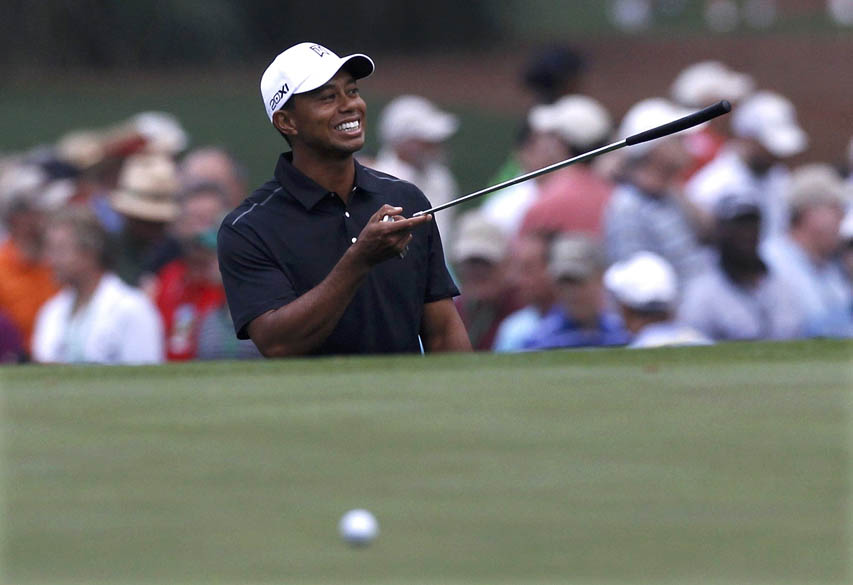 Tiger Woods participa de torneio de golfe na Georgia