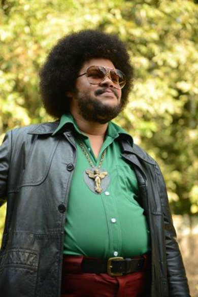 Babu Santana em cena do filme Tim Maia