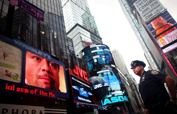 times-square-620-400.jpg