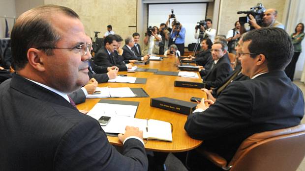 O presidente do BC, Alexandre Tombini, na primeira reunião do Copom em sua gestão - 18/1/2011