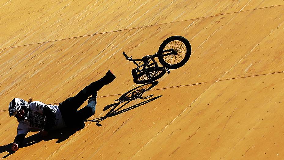 Manobras radicais e tombos espetaculares marcaram os X-Games em Foz do Iguaçu