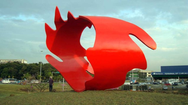Tomie Ohtake, 2008, Aeroporto Internacional de São Paulo, Guarulhos Tomie Ohtake, 2008, Aeroporto Internacional de São Paulo, Guarulhos