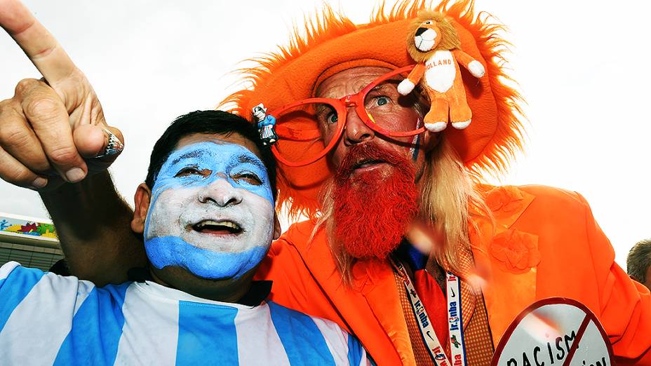 Torcedores chegam no Itaquerão para o jogo entre Argentina e Holanda, em São Paulo