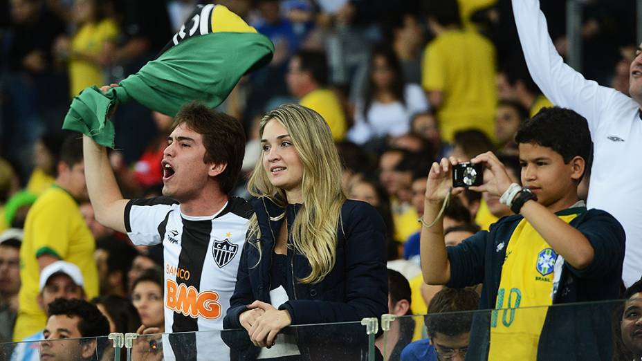 Torcida compareceu em ótimo número na noite desta quarta-feira no amistoso entre Brasil e Chile no estádio do Mineirão, em Belo Horizonte