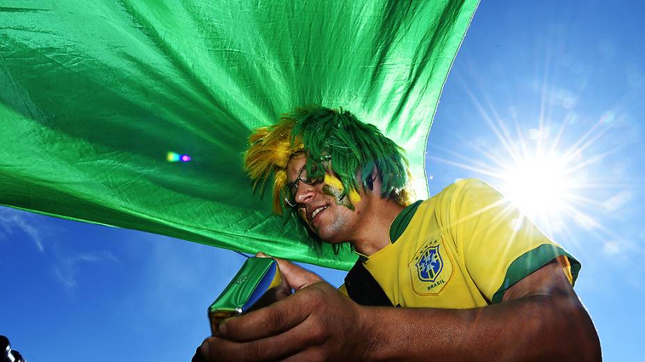 Torcedores antes da partida entre Brasil e Chile