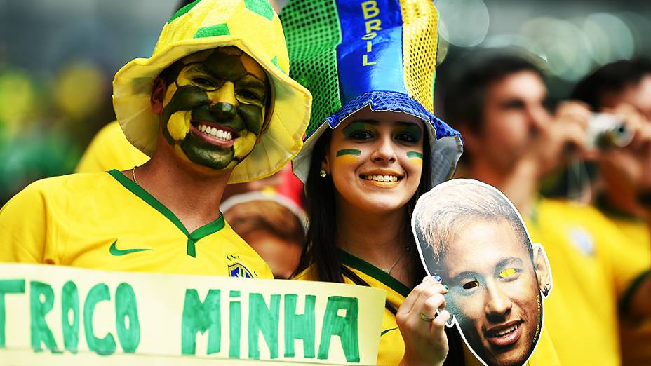  Torcedores do Brasil aguardam início do jogo contra a Alemanha no Mineirão, em Belo Horizonte
