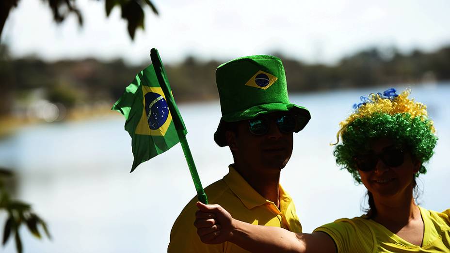 Torcedores do Brasil na chegada para a partida contra a Alemanha no Mineirão, em Belo Horizonte