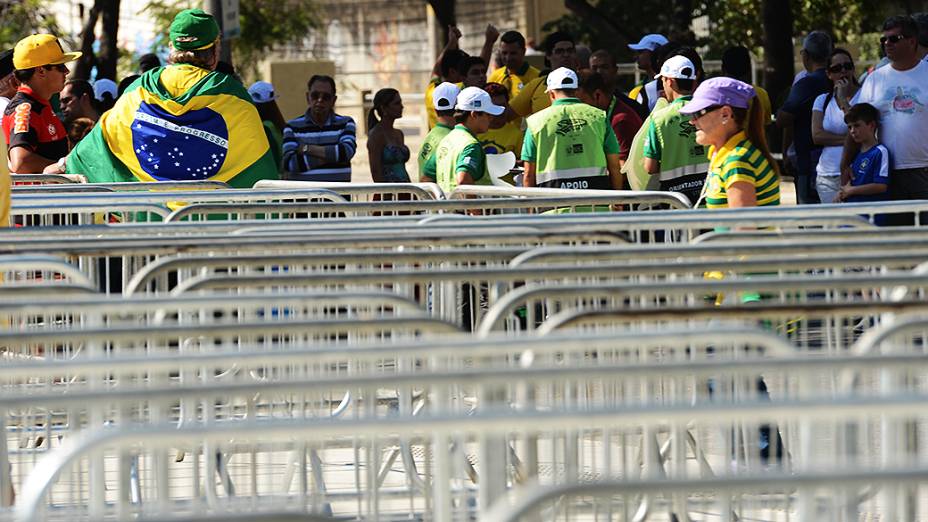 No Rio de Janeiro, acontece o primeiro amistoso para a Copa das Confederações