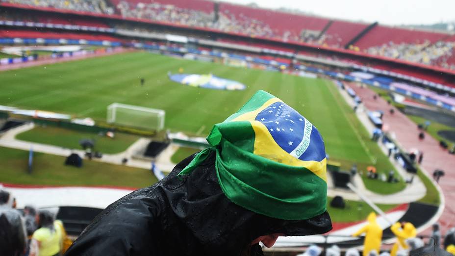 Forte chuva atinge o estádio do Morumbi antes do amistoso entre Brasil e Sérvia, em São Paulo