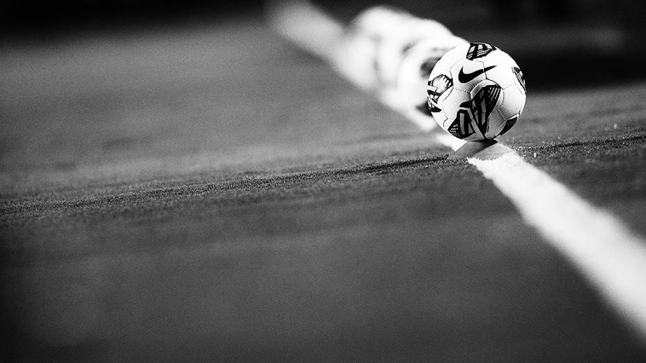 Partida do Corinthians contra o San Jose da Bolívia no estádio do Pacaembu (SP)