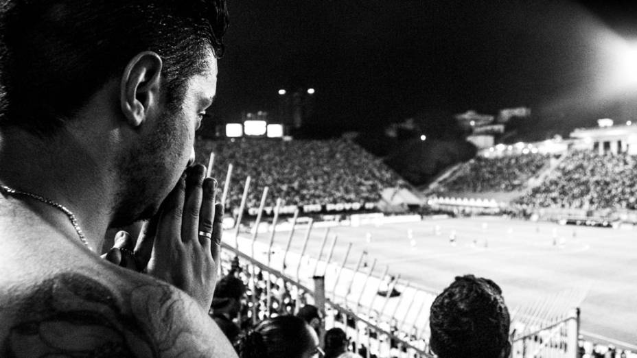 Torcida durante jogo do Corinthians contra Boca Juniors pela copa Libertadores no estádio do Pacaembu