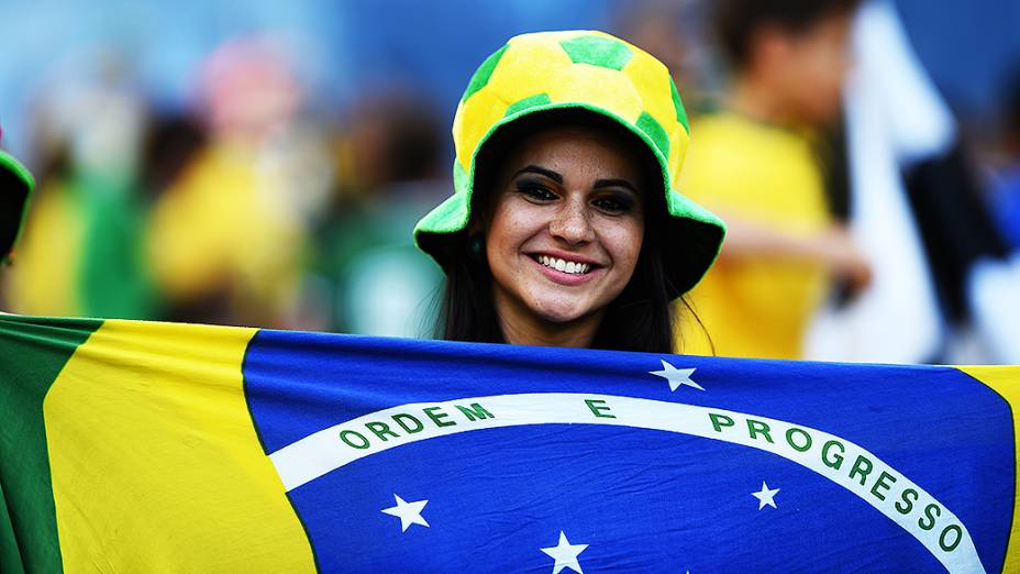 Torcida no estádio Mineirão na partida Brasil x Chile