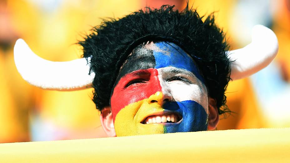 Torcida aguarda o início da final da Copa entre Alemanha e Argentina no Maracanã, no Rio