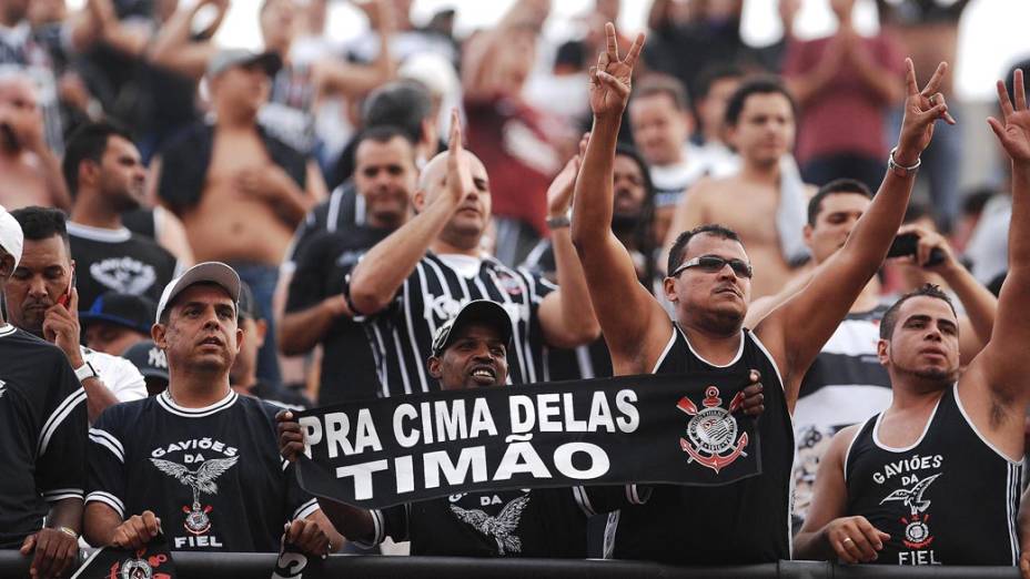 Torcida do Corinthians na semifinal do Campeonato Paulista