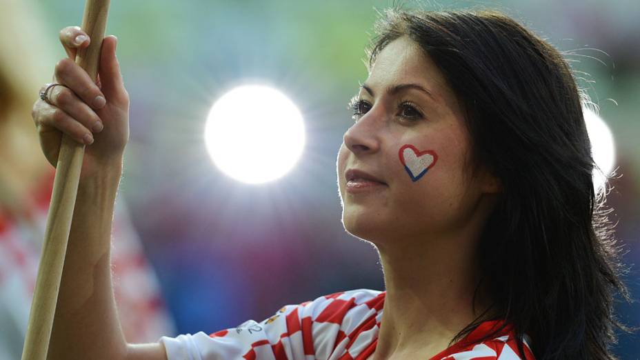 Torcedora croata durante partida contra a Espanha válida pela 3ª rodada de Eurocopa 2012