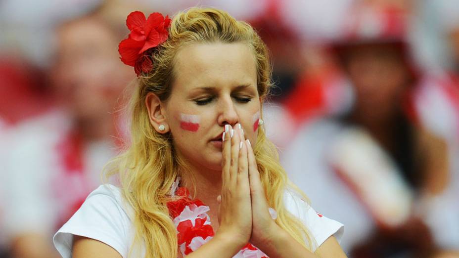 Torcedora polonesa durante a Eurocopa 2012, em Varsóvia