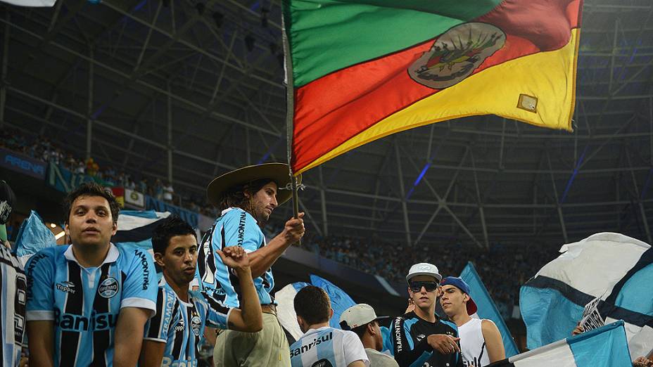 Torcida do Grêmio durante o jogo contra o Hamburgo na inauguração da Arena em Porto Alegre