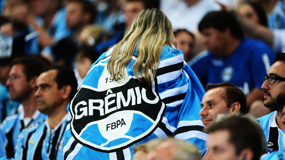 Torcida do Grêmio durante o jogo contra o Hamburgo na inauguração da Arena em Porto Alegre