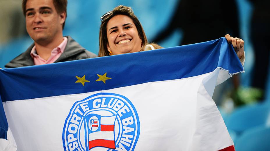 Torcida faz a festa na vitória da seleção brasileira sobre a França na Arena do Grêmio, no último amistoso antes da Copa das Confederações