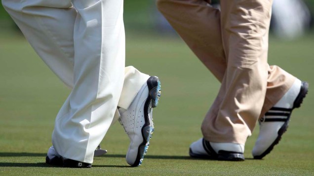O alemão Martin Kaymer e o inglês Lee Westwood participam de torneio de golfe em Dubai, nos Emirados Árabes