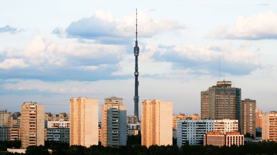 Ostankino Tower, em Moscou, ocupa o 4º lugar com 540,1 metros