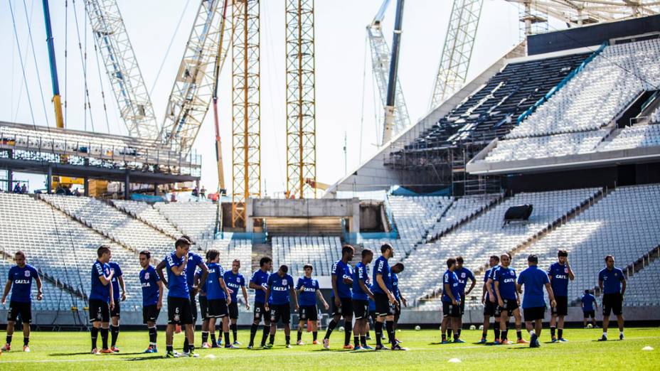 O primeiro treino do Corinthians no Itaquerão