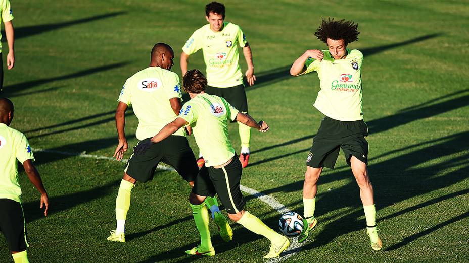 Treino da seleção brasileira antes do jogo contra a Colômbia no Castelão, em Fortaleza