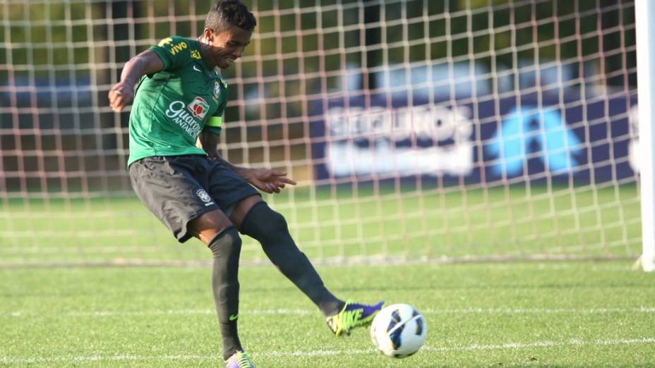 Treino da seleção brasileira em Seul, antes do amistoso com a Coreia do Sul