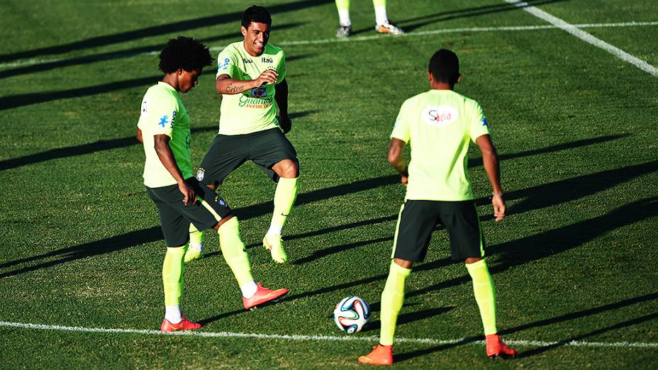 Treino da seleção brasileira antes do jogo contra a Colômbia no Castelão, em Fortaleza