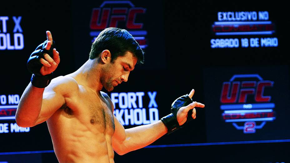 Luke Rockhold no treino aberto para o UFC Jaraguá do Sul, em Santa Catarina