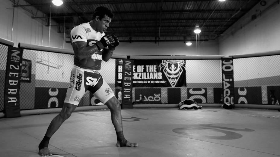 Vitor Belfort se prepara para enfrentar Jon Jones pelo UFC 152 em Toronto, Canadá