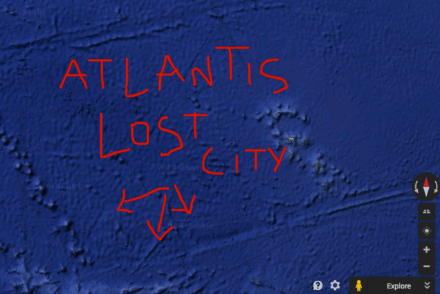 Courtney Love encontra a cidade perdida de Atlântida