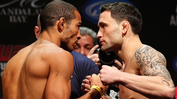 José Aldo e Frankie Edgar na pesagem do UFC 156, em Las Vegas