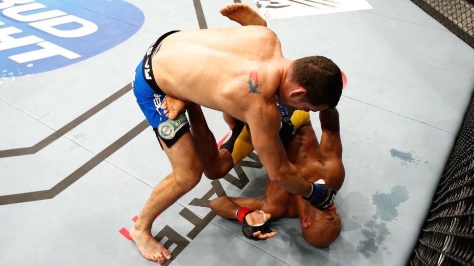 Anderson Silva é nocauteado por Chris Weidman no UFC 162, em Las Vegas