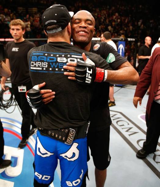 Anderson Silva é nocauteado por Chris Weidman no UFC 162, em Las Vegas