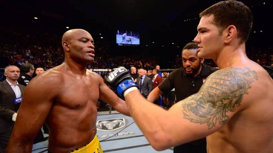 Anderson Silva é nocauteado por Chris Weidman no UFC 162, em Las Vegas