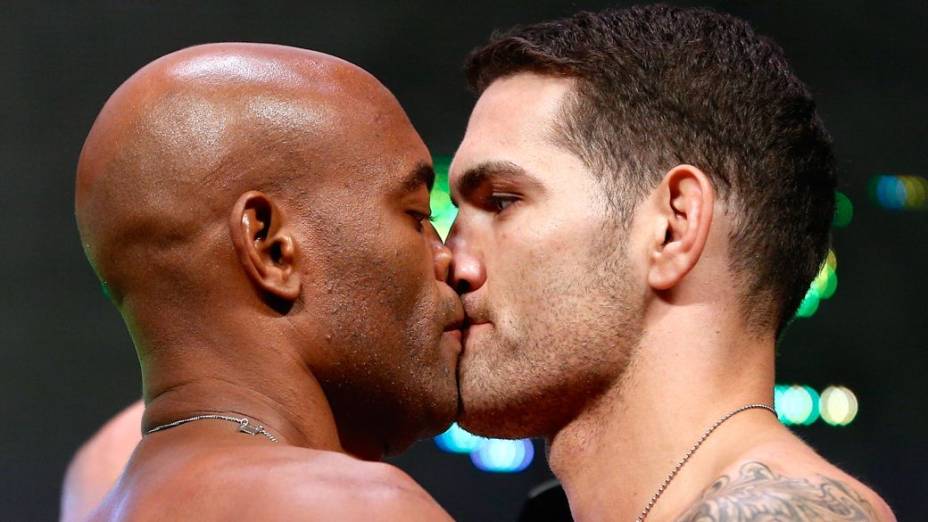 A pesagem do UFC 162: Silva x Weidman, no cassino Mandalay Bay, em Las Vegas