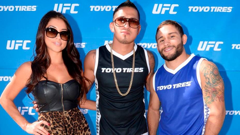 UFC 166: Arianny Celeste, Anthony Pettis e Chad Mendes